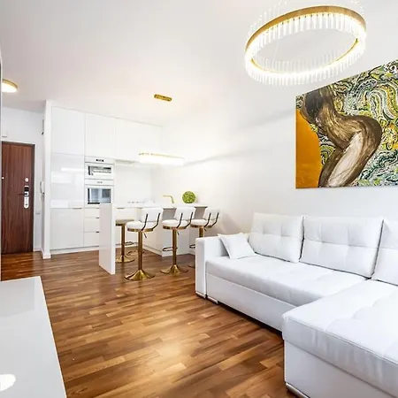 Luxury Princessa & Garage & Cable Tv Channels *