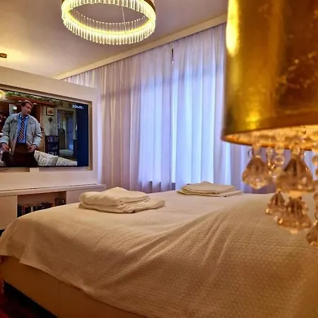 Luxury Princessa & Garage & Cable Tv Channels * Varsavia