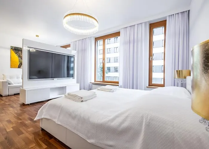 Luxury Princessa & Garage & Cable Tv Channels Apartman Varsó