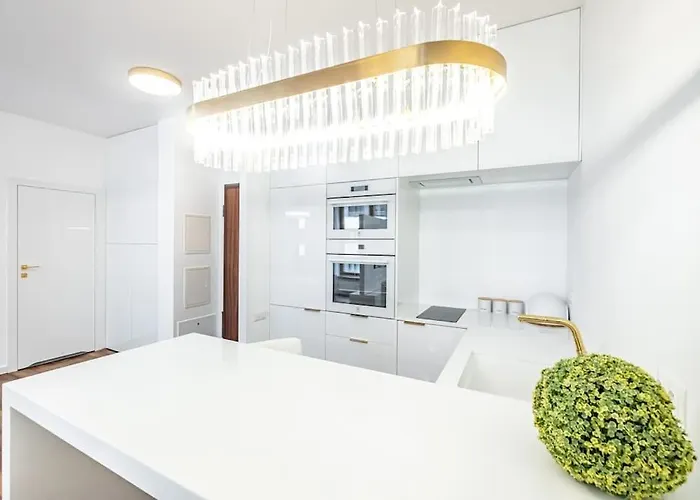 Luxury Princessa & Garage & Cable Tv Channels Apartman